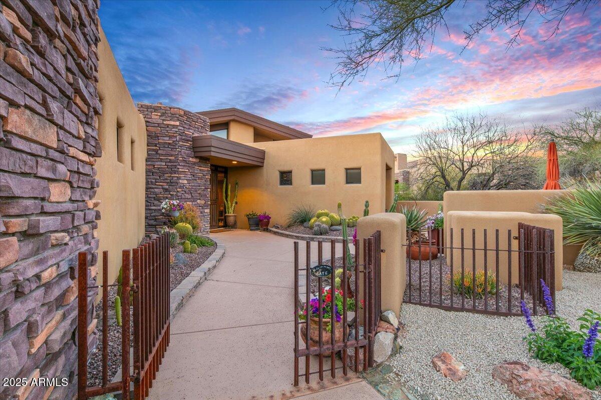9998 E TAOS Drive