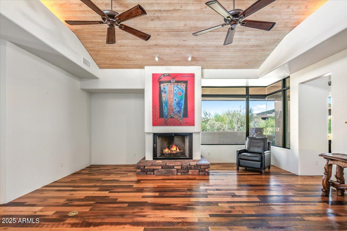 9998 E TAOS Drive