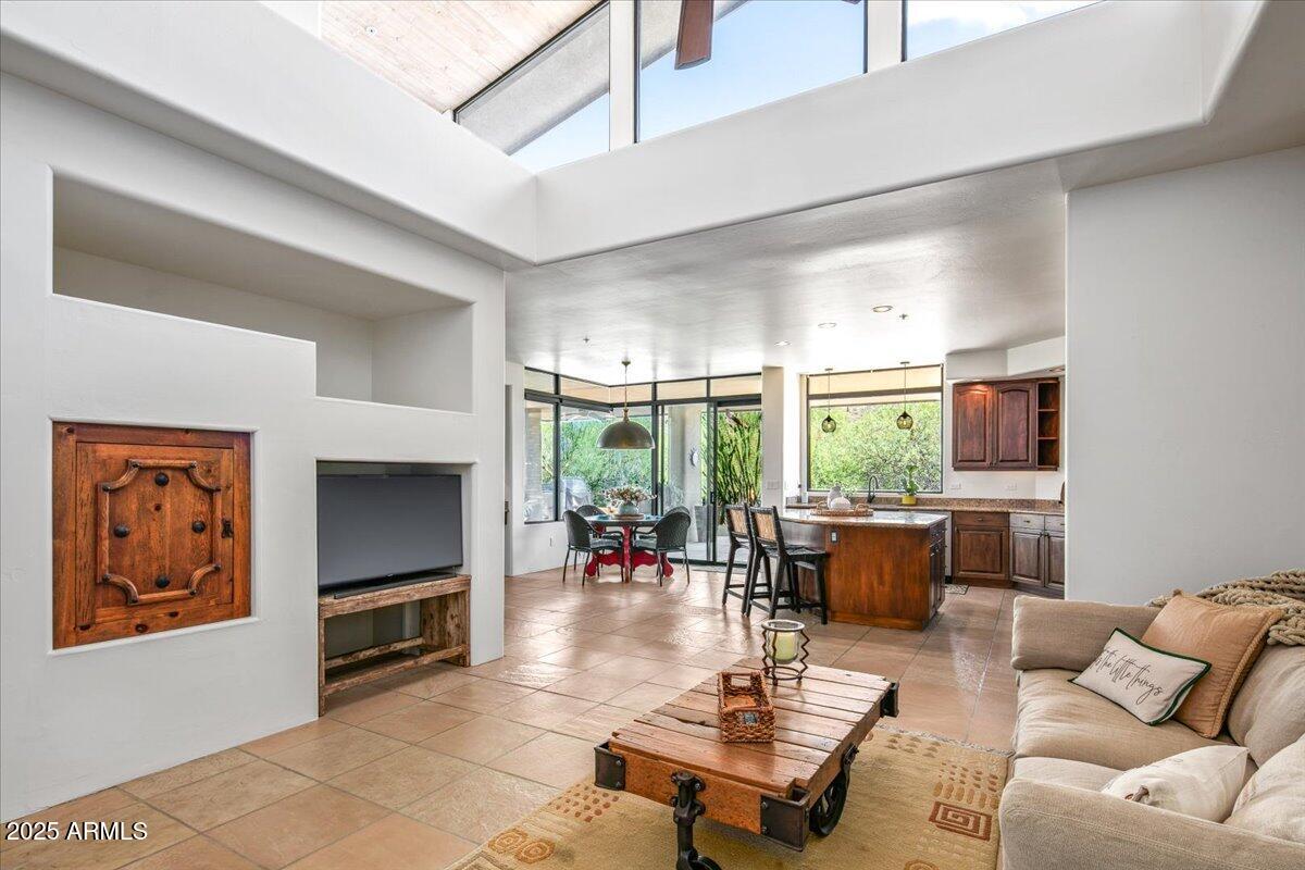 9998 E TAOS Drive