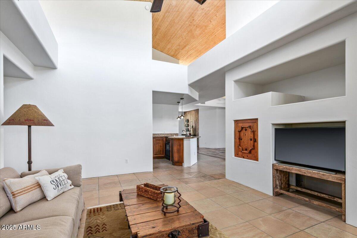 9998 E TAOS Drive