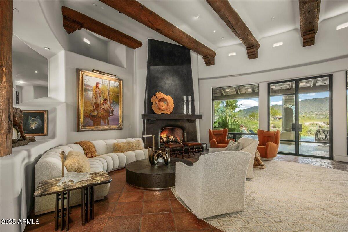 10460 E PALO BREA Drive