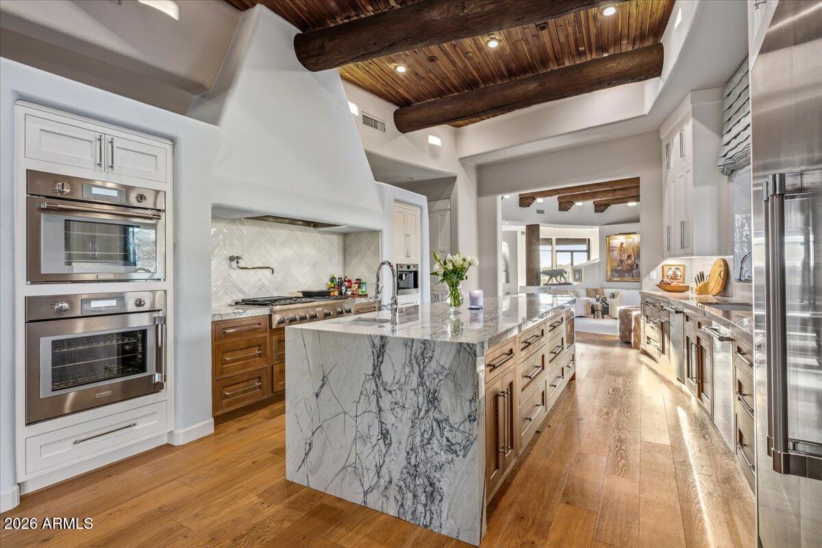 10460 E PALO BREA Drive