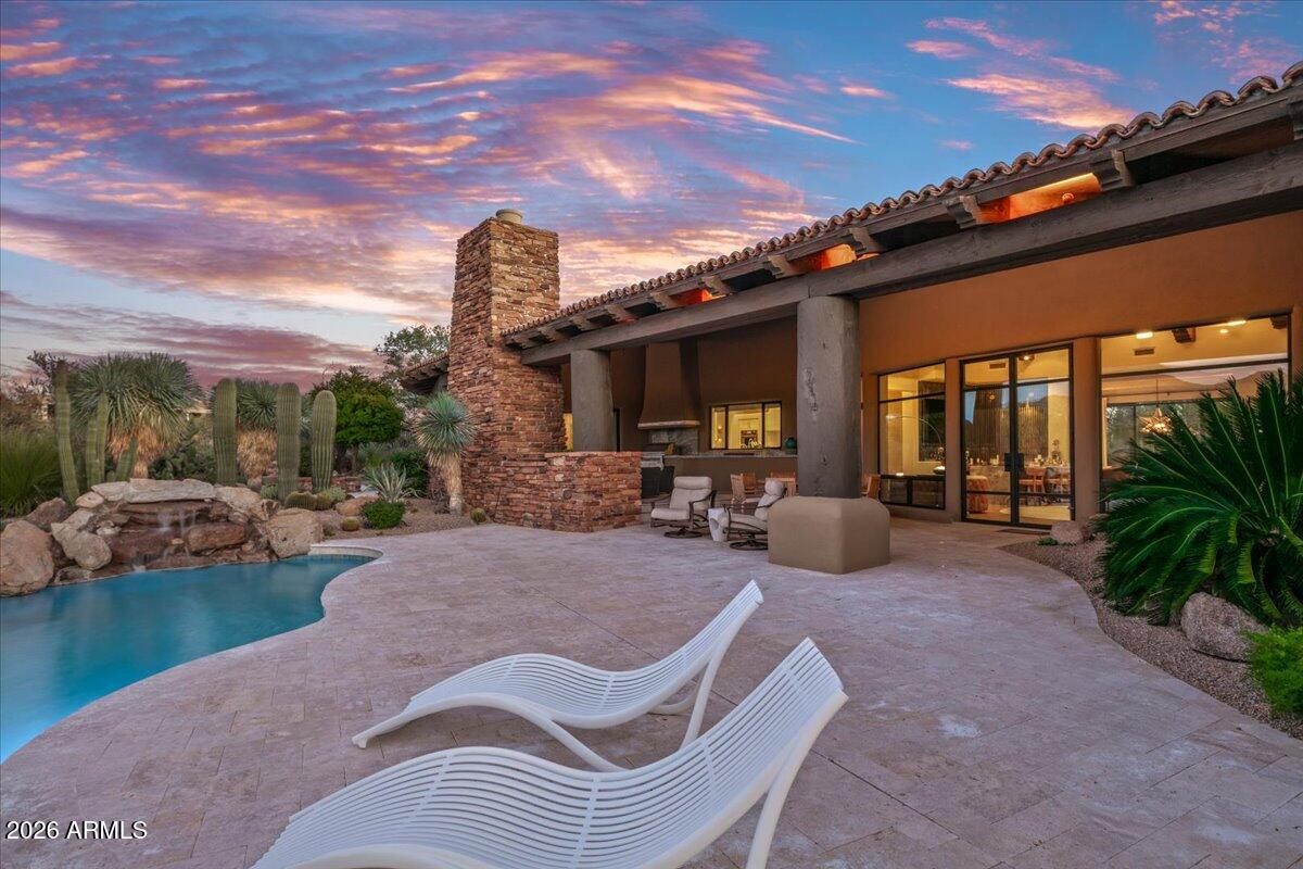 10460 E PALO BREA Drive