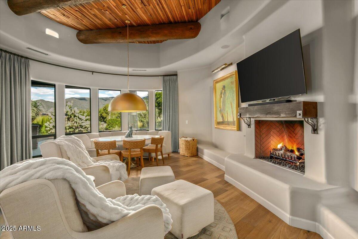 10460 E PALO BREA Drive