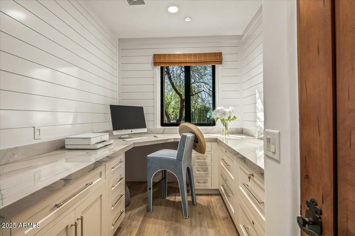 10460 E PALO BREA Drive