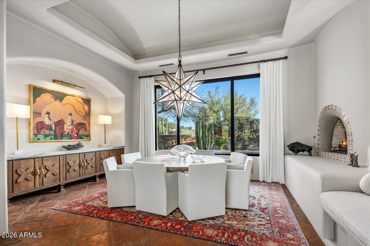 10460 E PALO BREA Drive