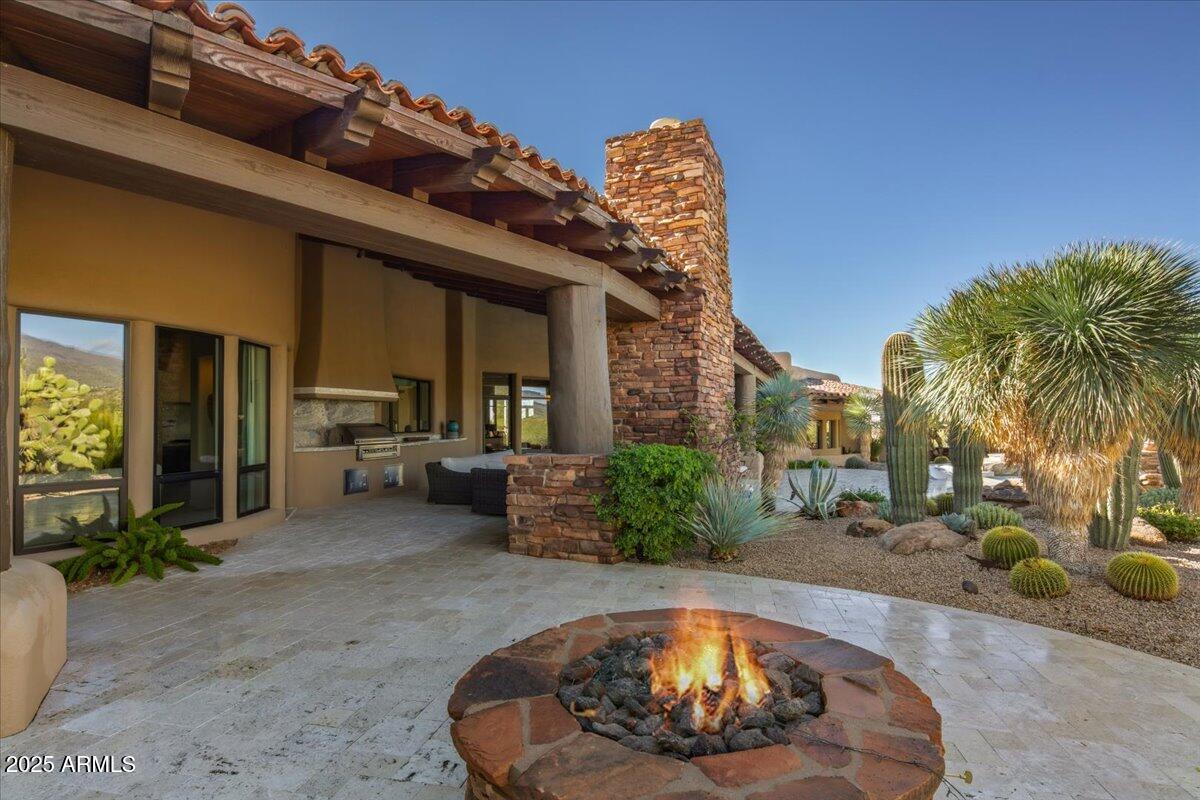 10460 E PALO BREA Drive