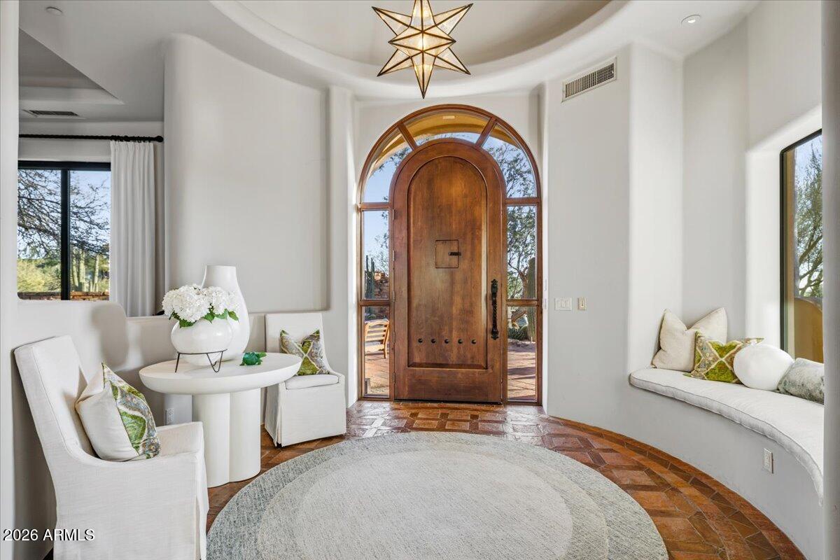 10460 E PALO BREA Drive