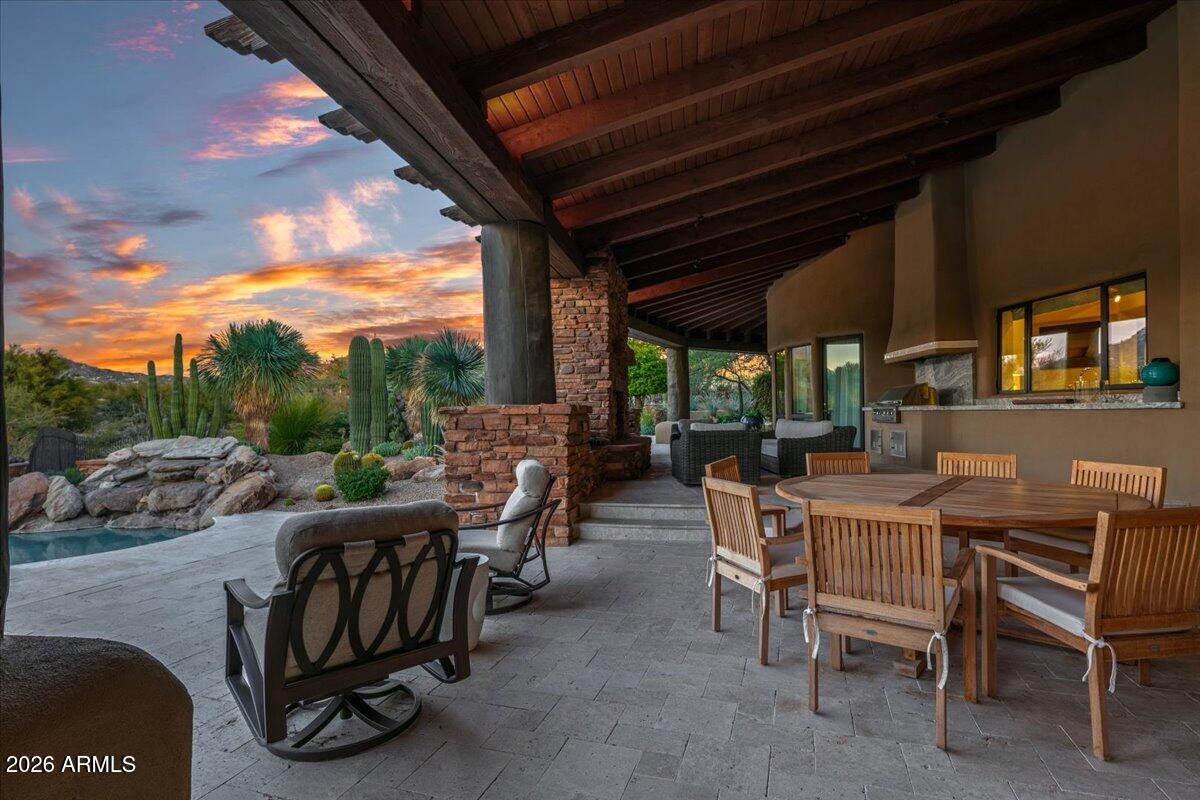 10460 E PALO BREA Drive