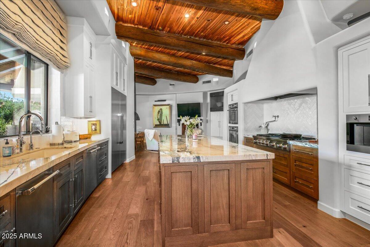 10460 E PALO BREA Drive