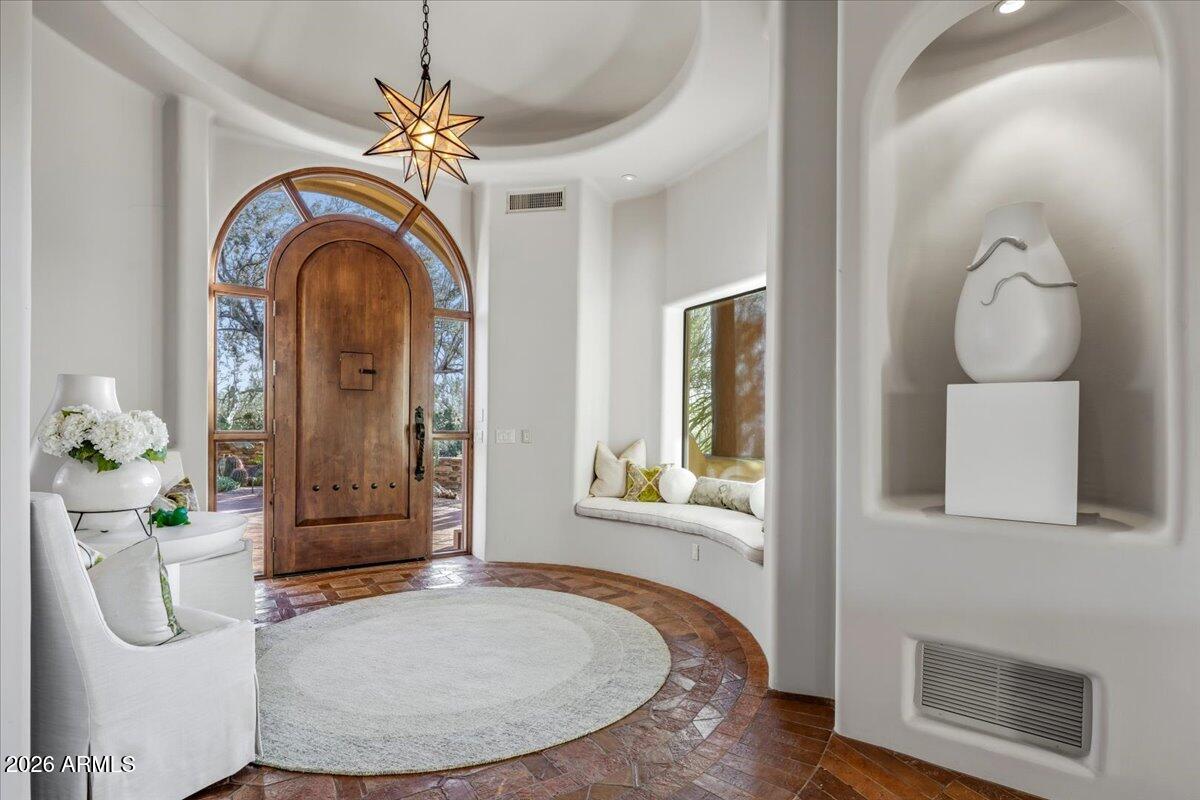 10460 E PALO BREA Drive