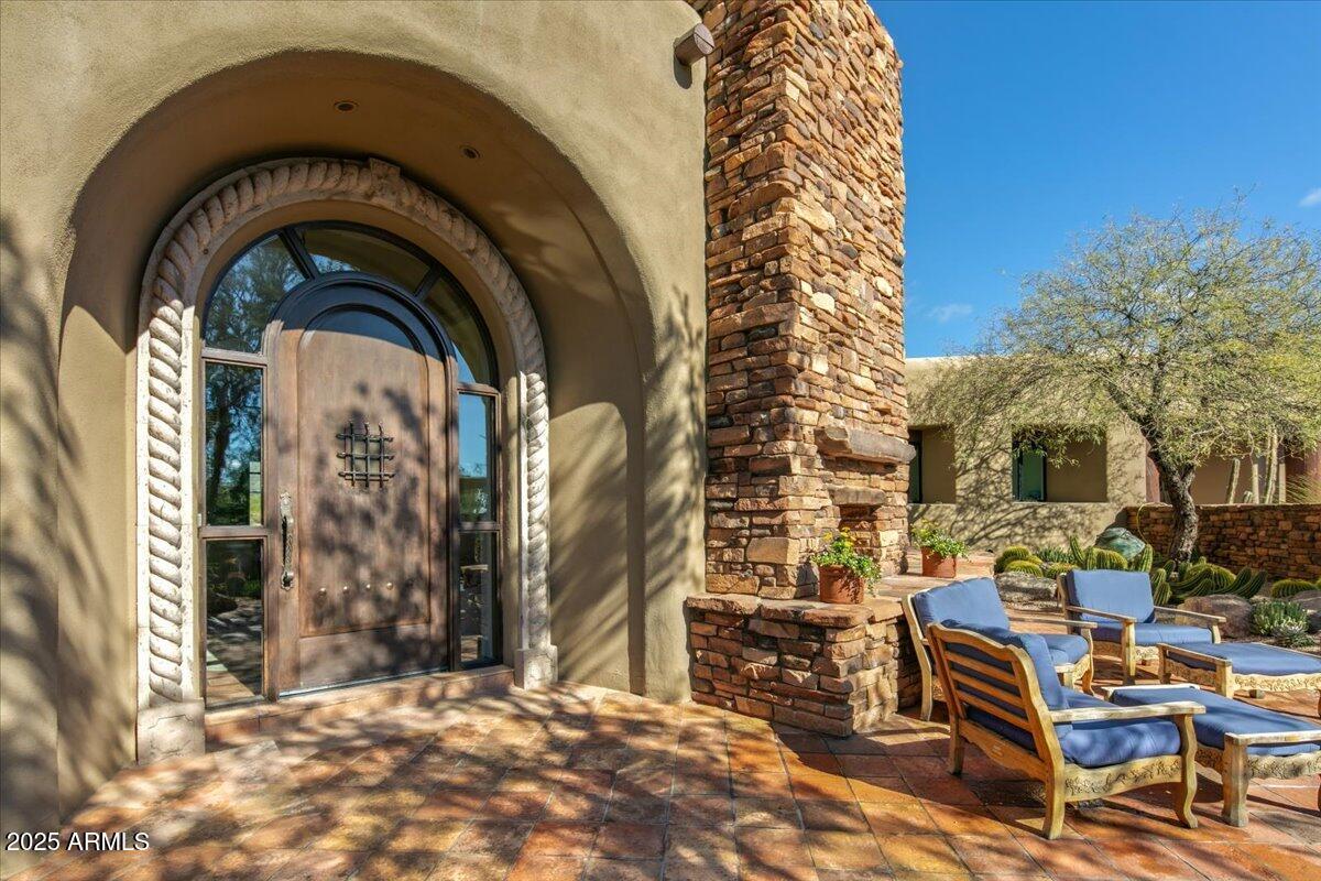 10460 E PALO BREA Drive