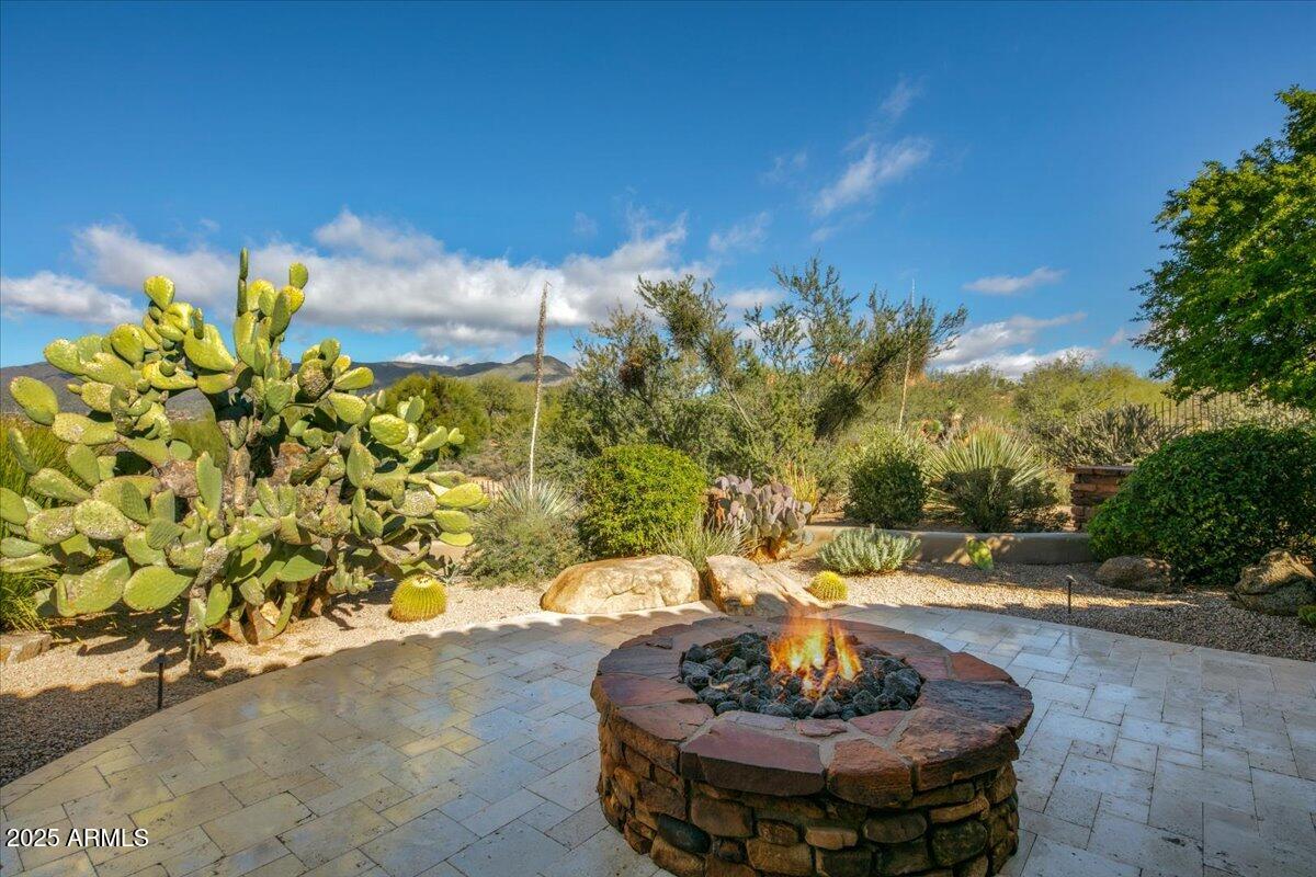 10460 E PALO BREA Drive