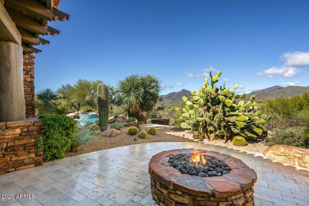 10460 E PALO BREA Drive