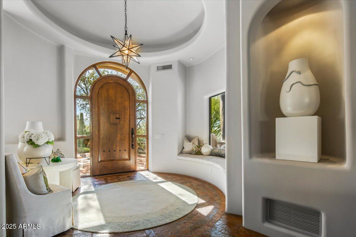 10460 E PALO BREA Drive