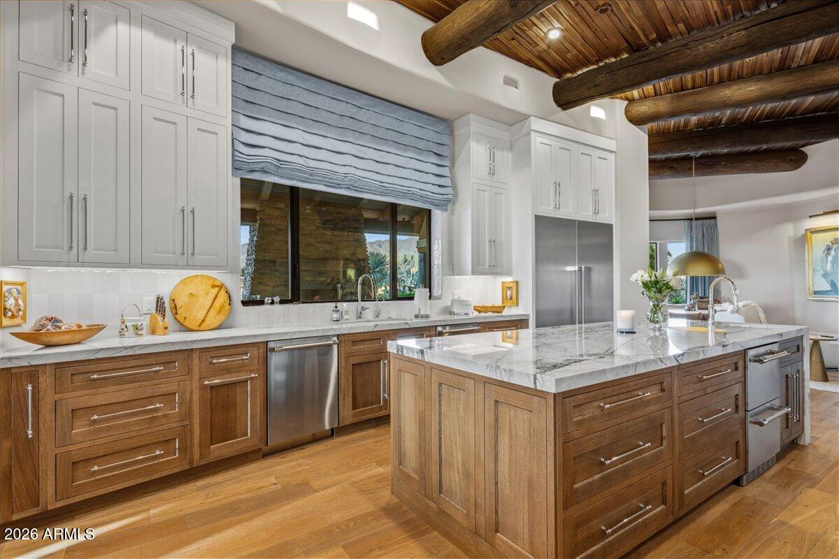 10460 E PALO BREA Drive