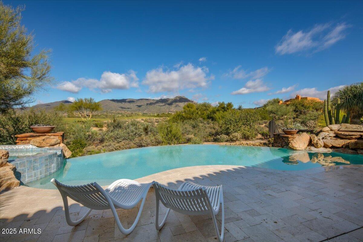 10460 E PALO BREA Drive