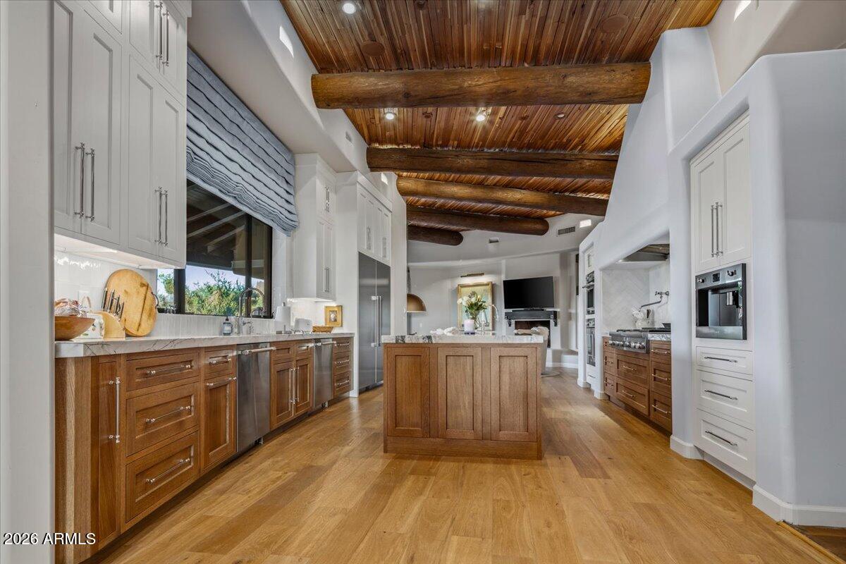 10460 E PALO BREA Drive