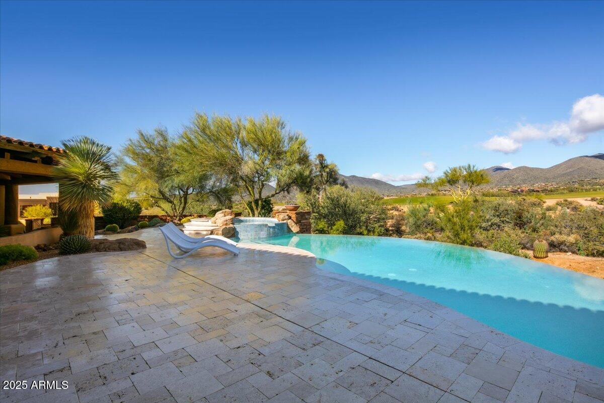 10460 E PALO BREA Drive