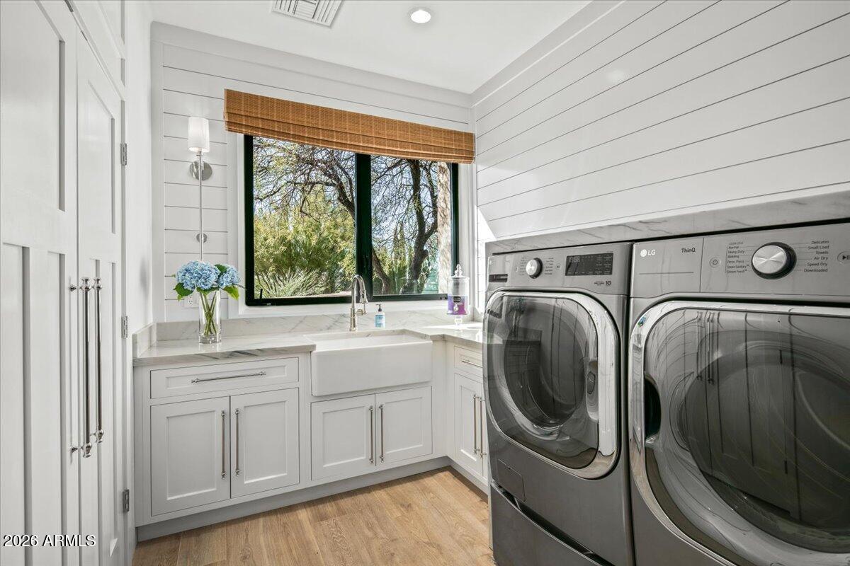 10460 E PALO BREA Drive