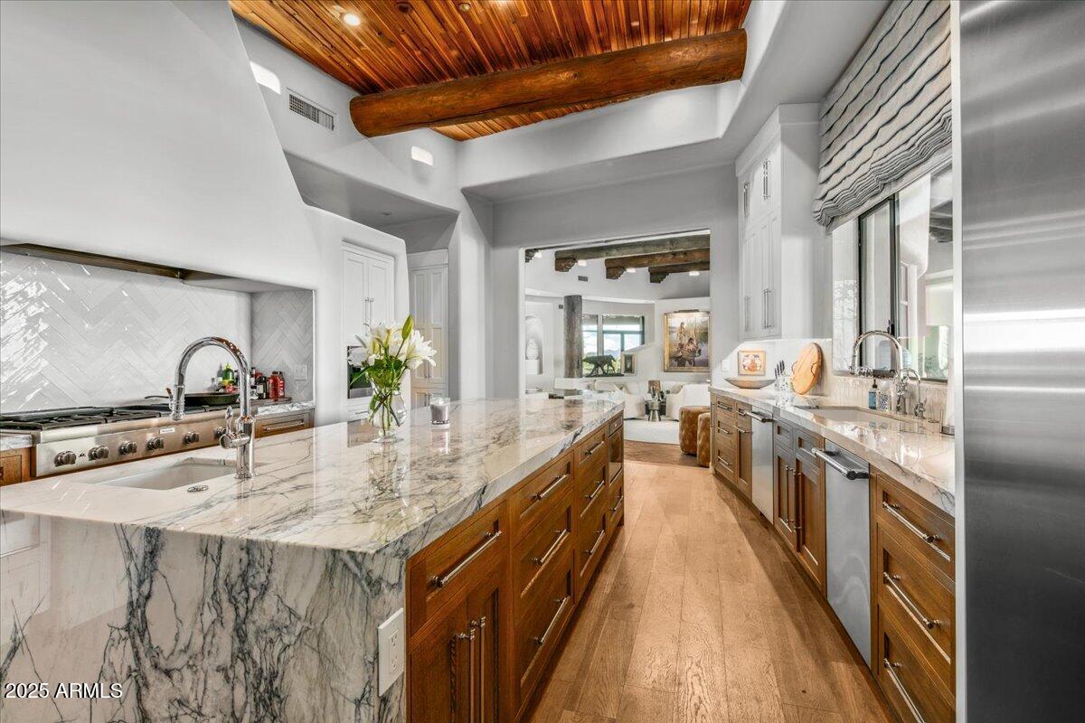 10460 E PALO BREA Drive