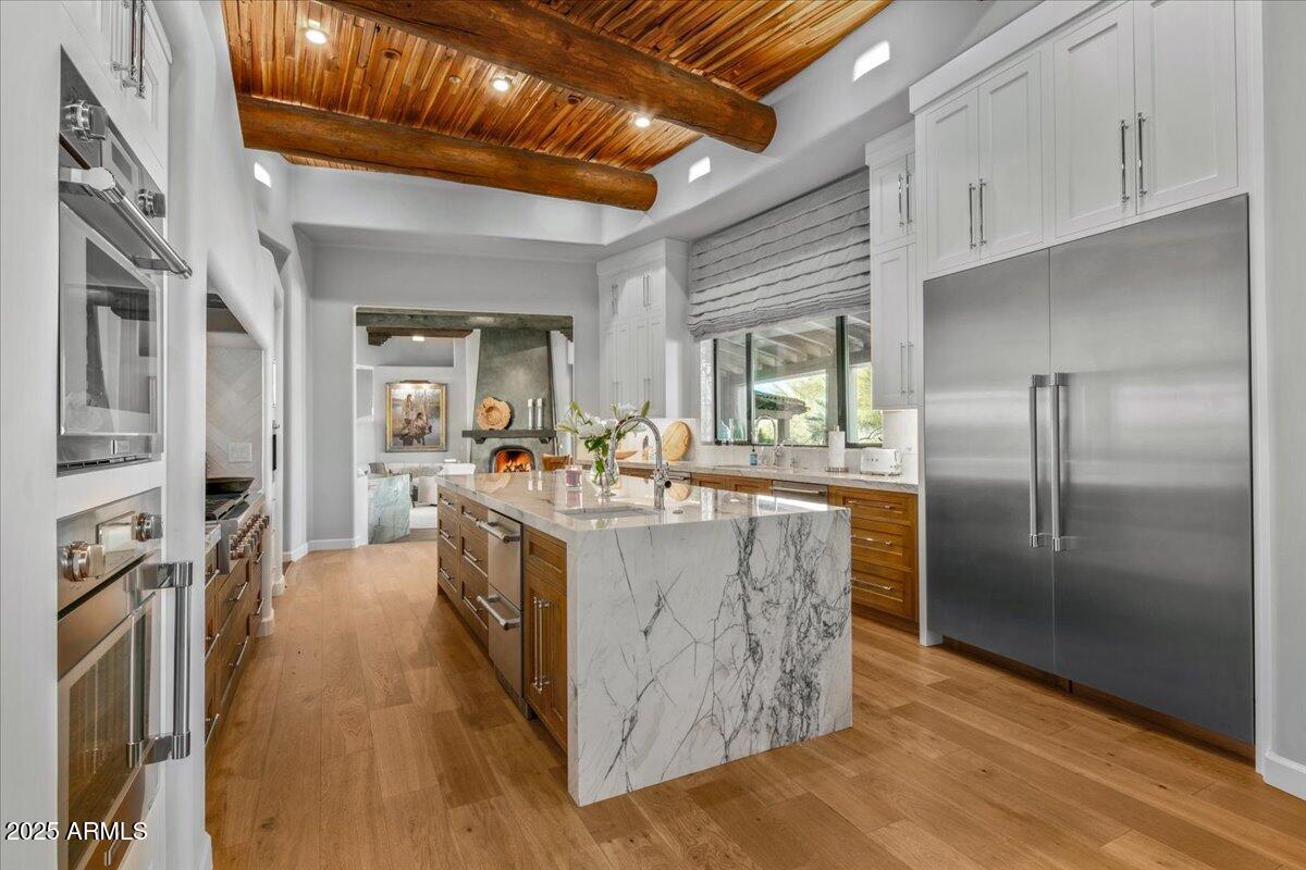 10460 E PALO BREA Drive