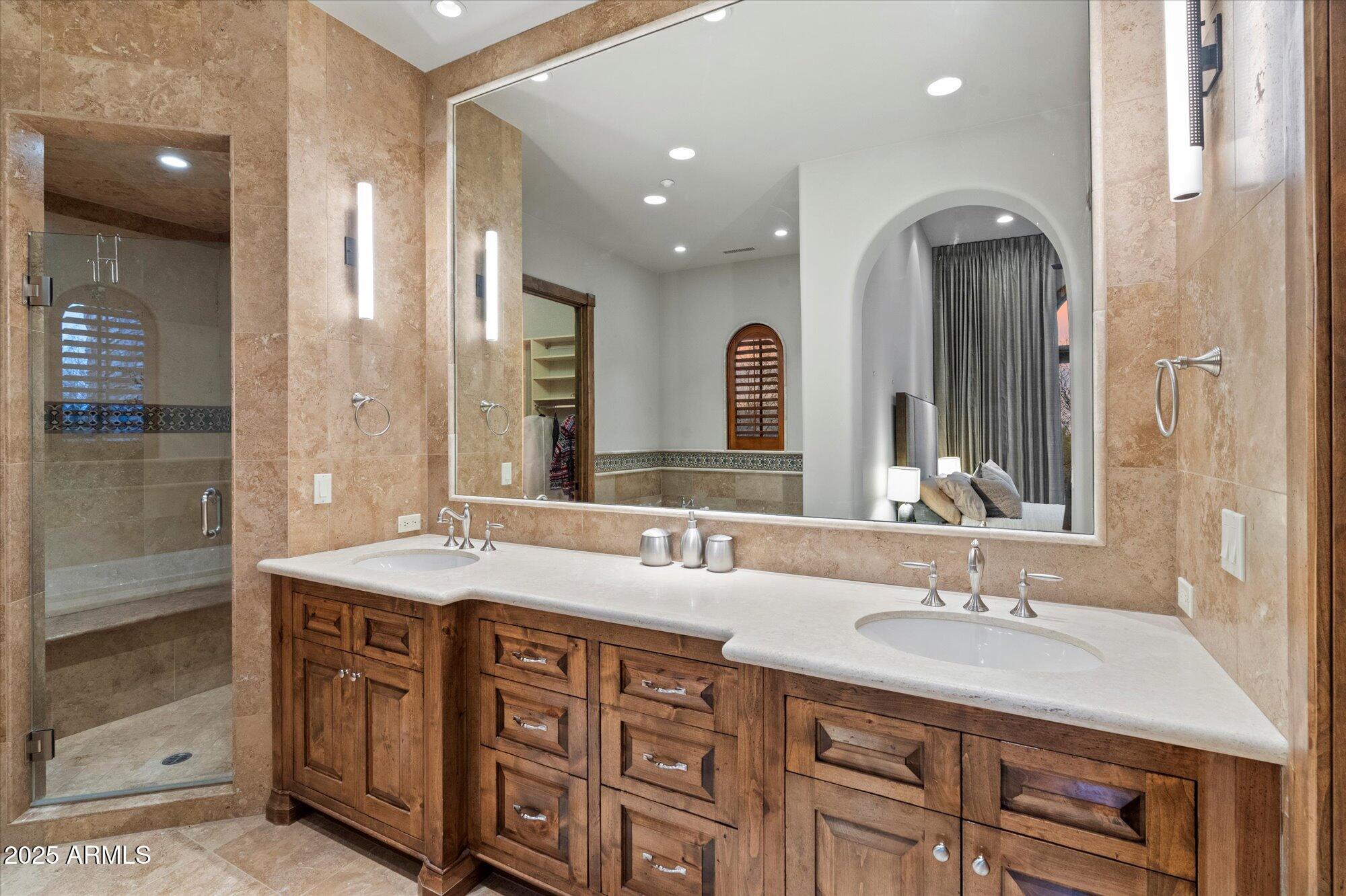 11240 E APACHE VISTAS Drive