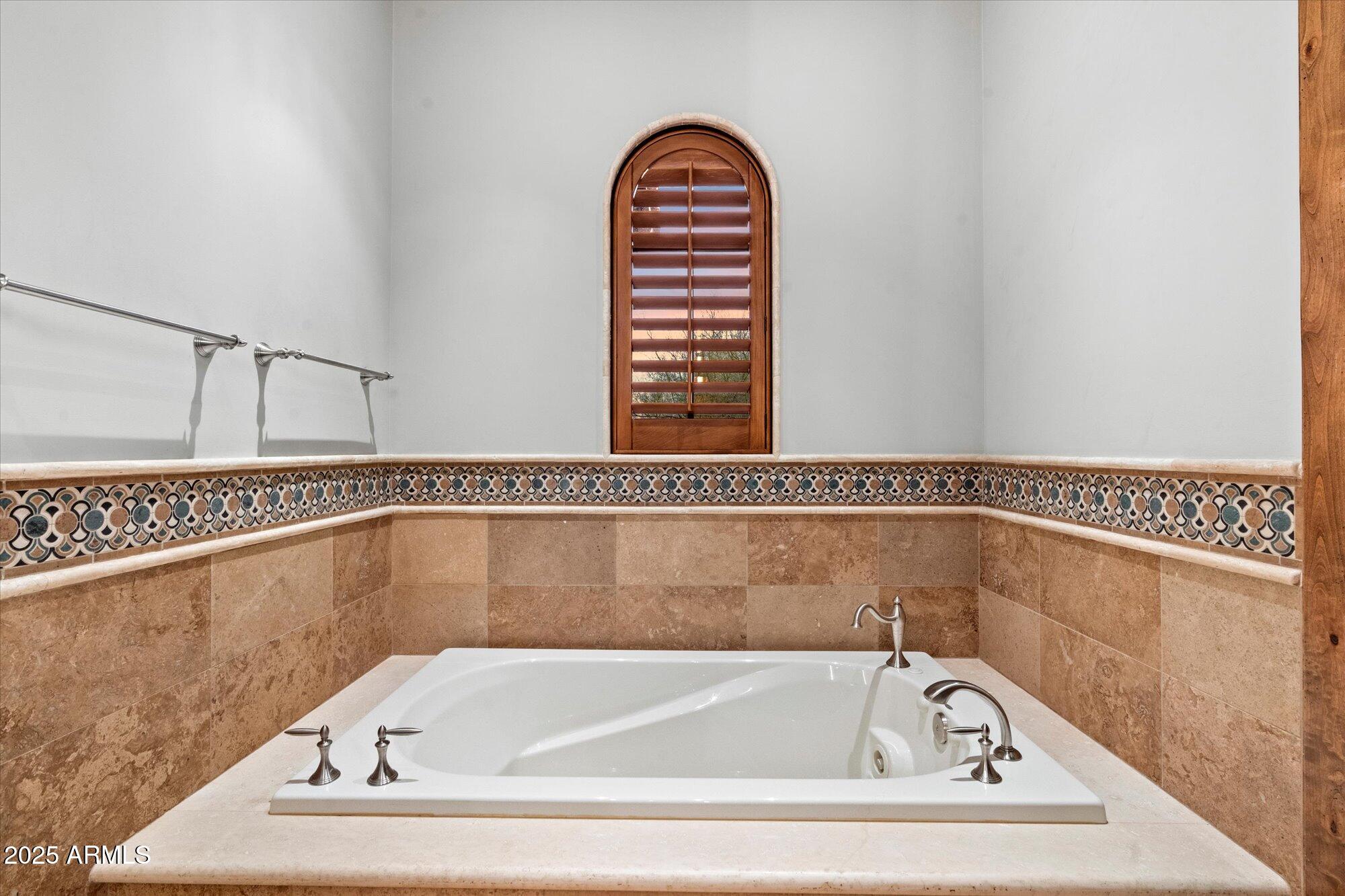 11240 E APACHE VISTAS Drive