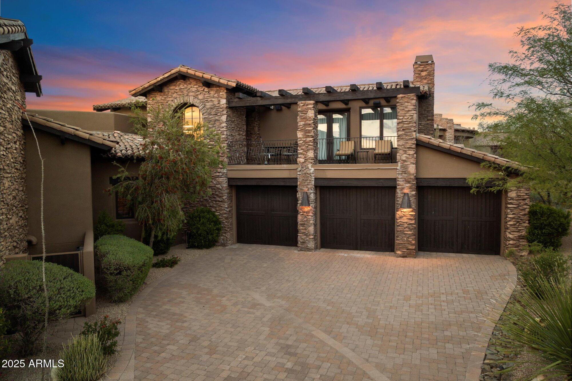 11240 E APACHE VISTAS Drive