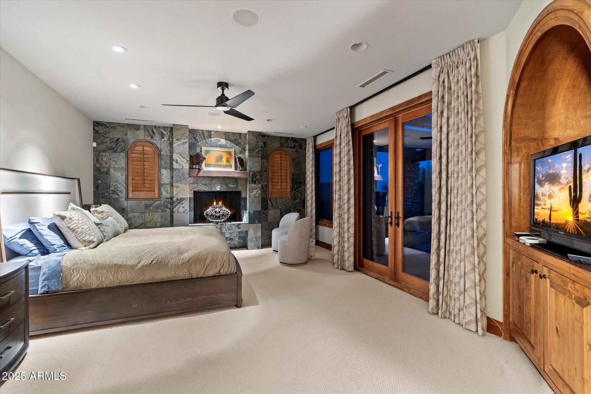 11240 E APACHE VISTAS Drive