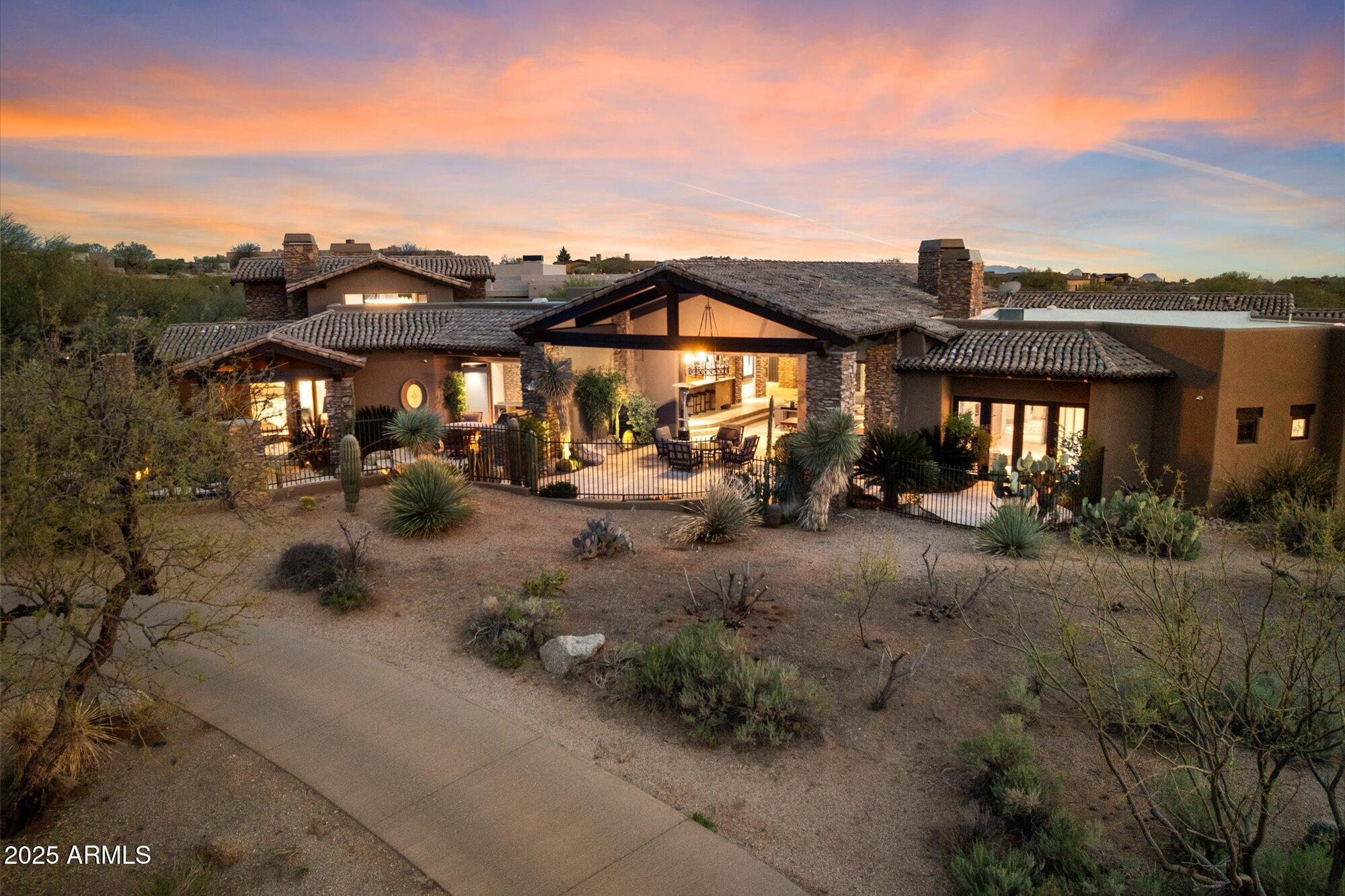 11240 E APACHE VISTAS Drive