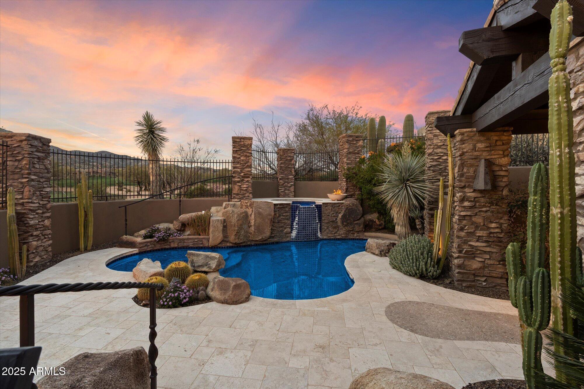 11240 E APACHE VISTAS Drive