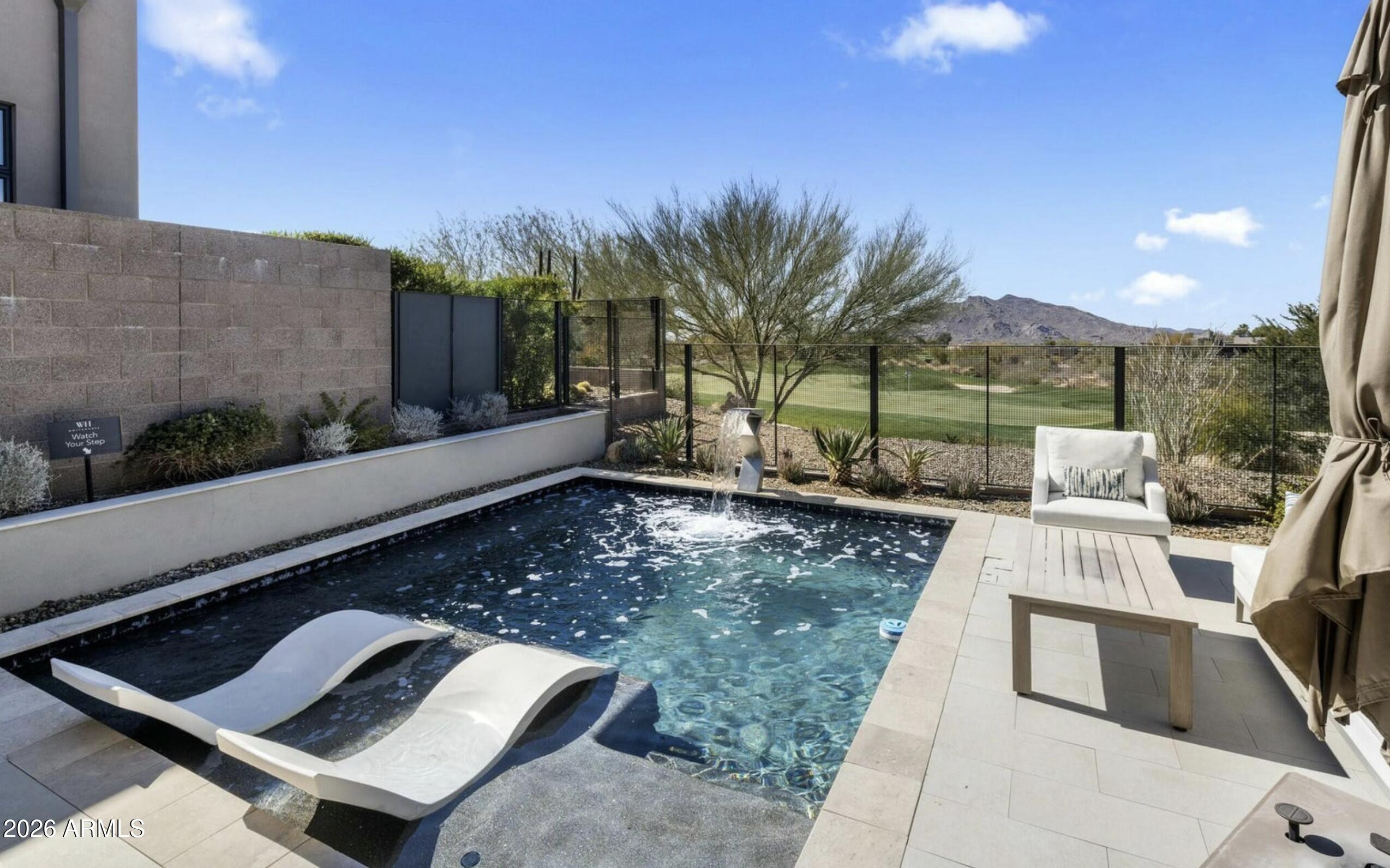 37200 N CAVE CREEK Road 1072