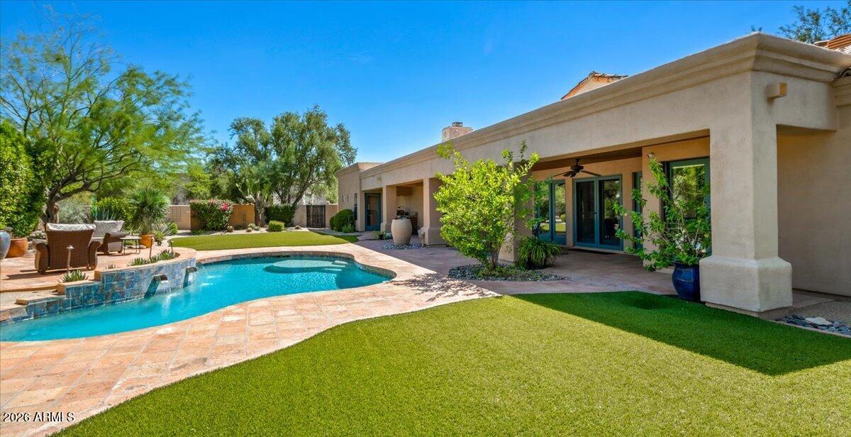 25255 N RANCH GATE Road