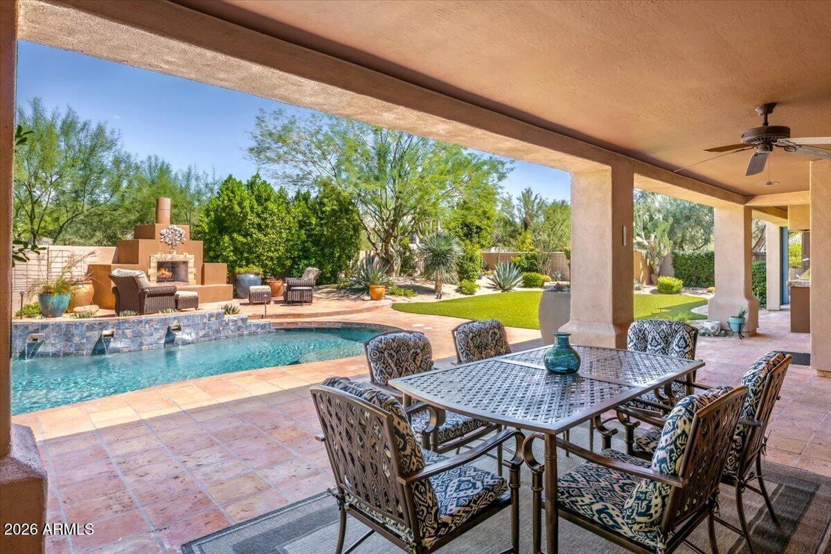 25255 N RANCH GATE Road