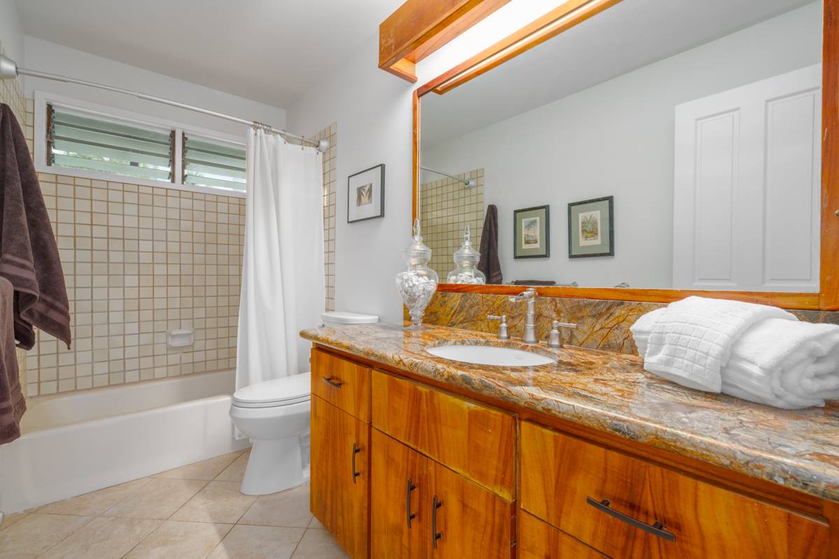 78-261 MANUKAI ST 704