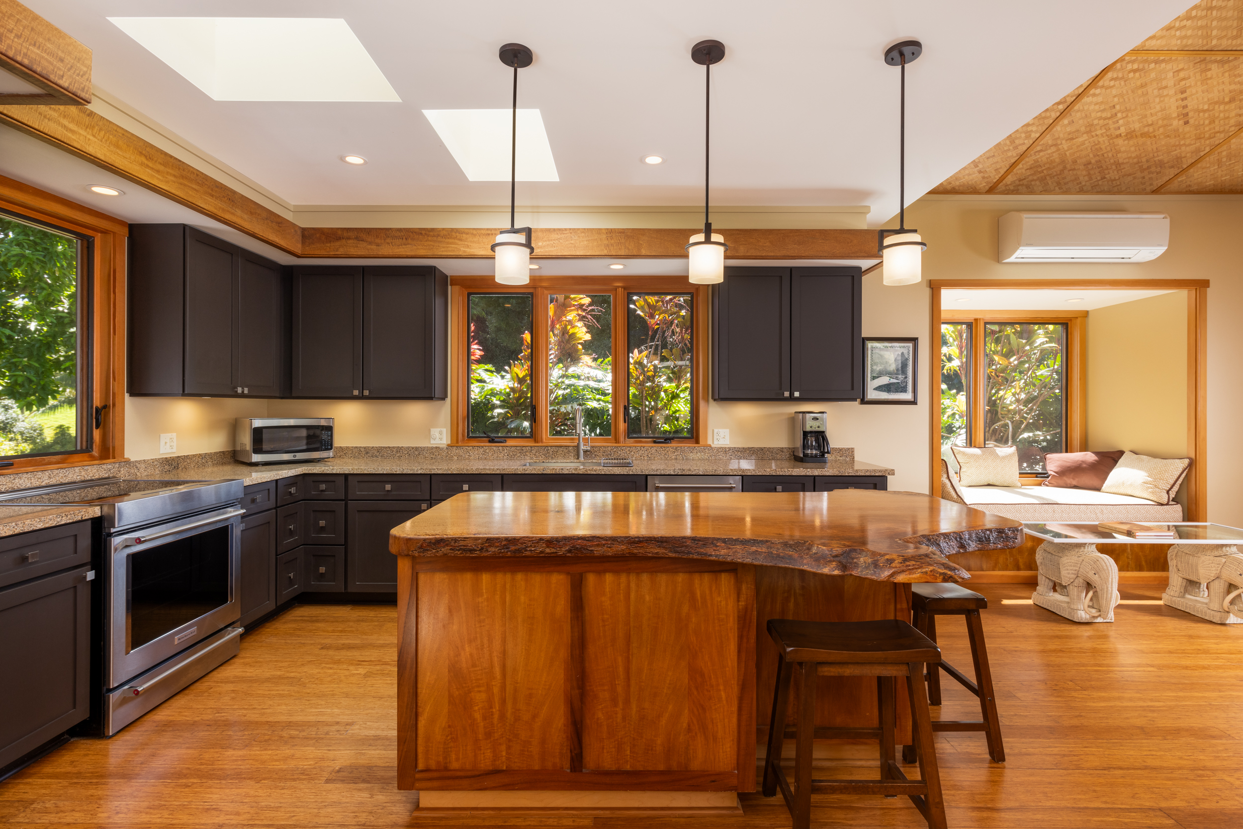 54-511 KAPAAU RD