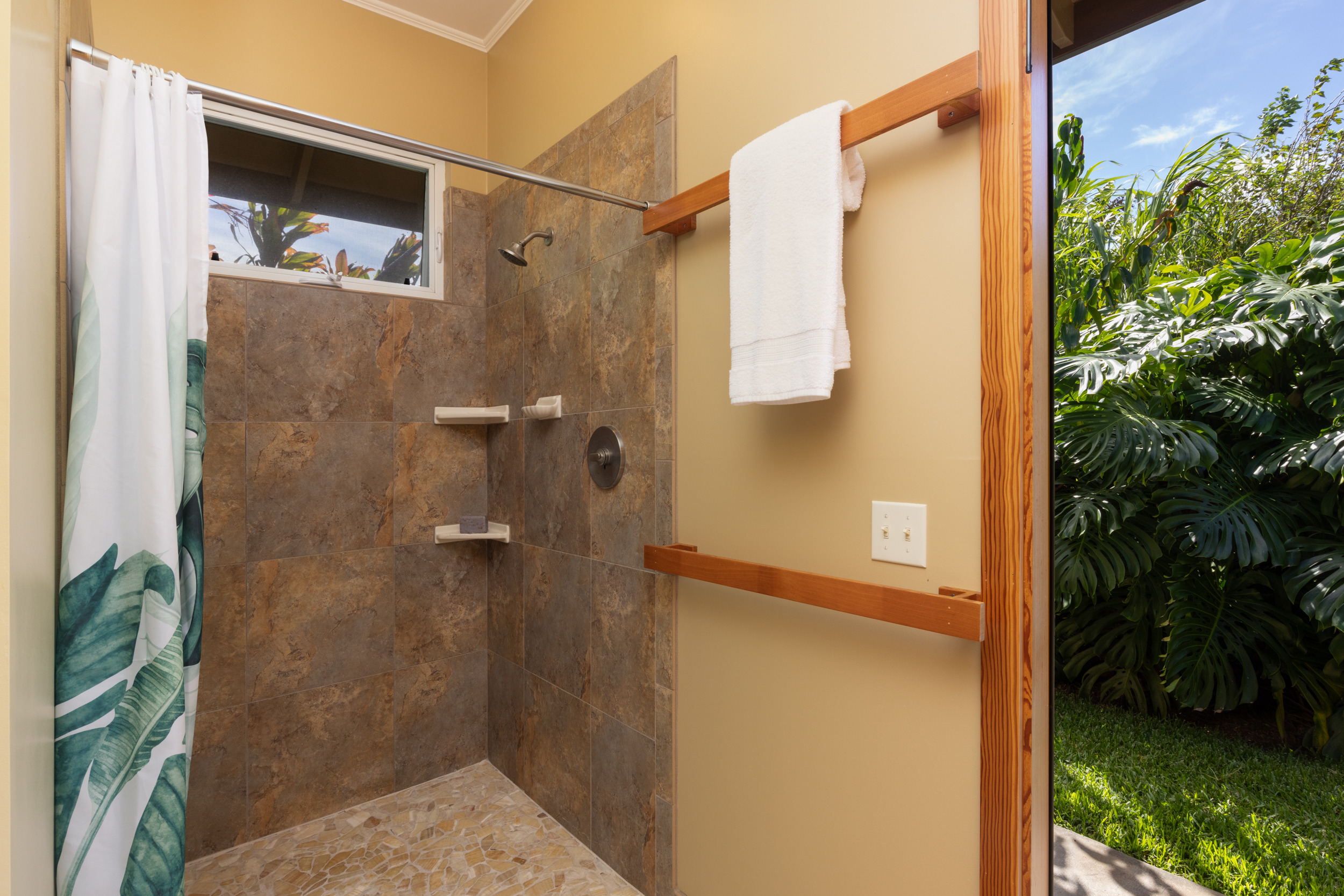 54-511 KAPAAU RD