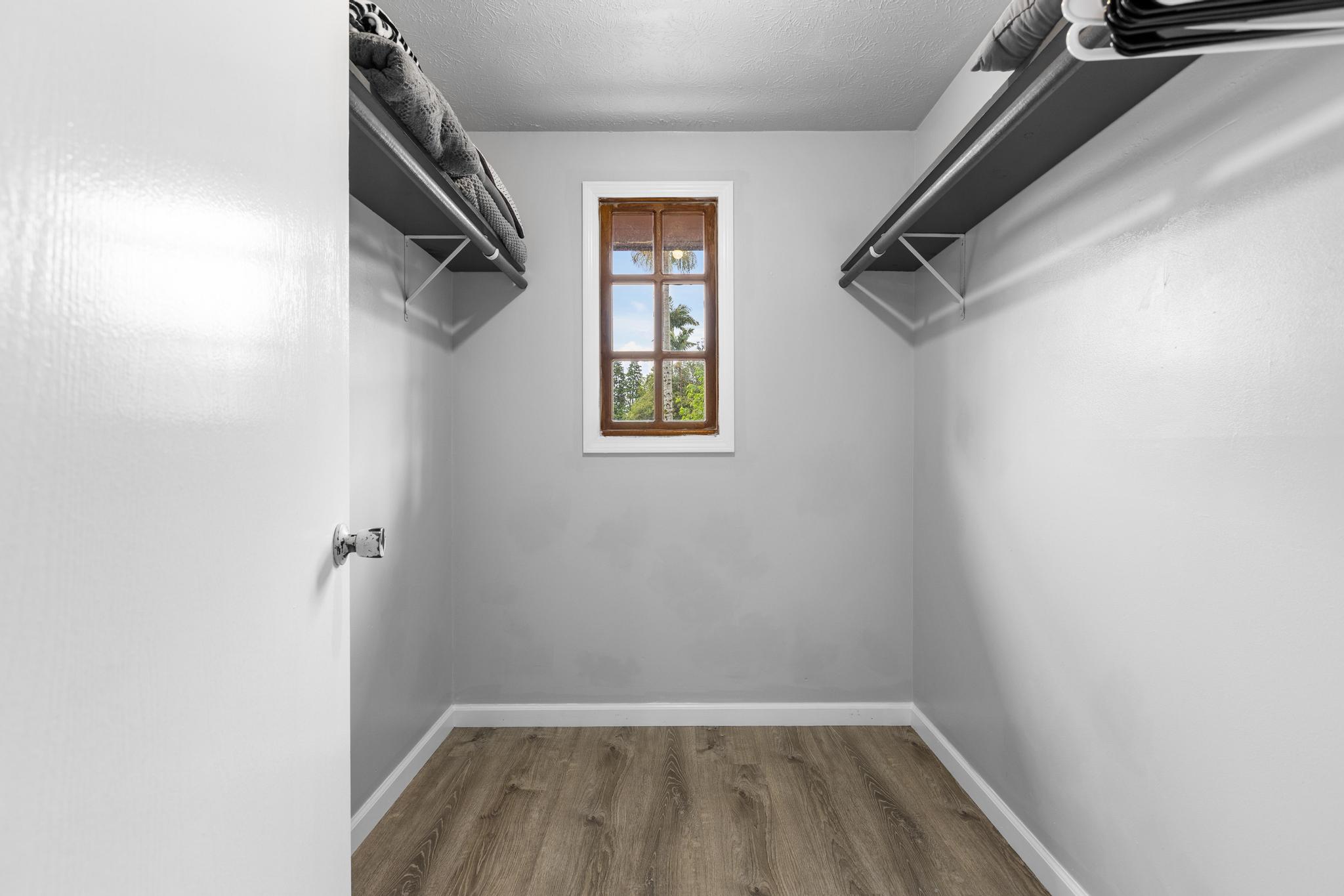 18-4033 OSHIRO RD