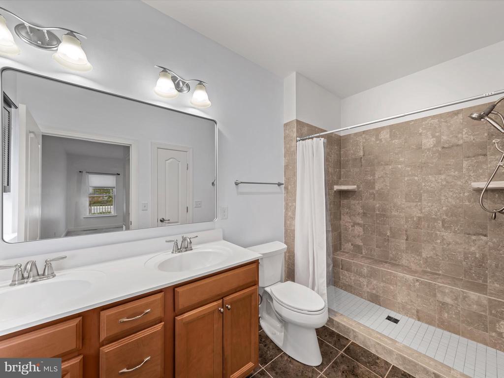 32019 Logan Ct