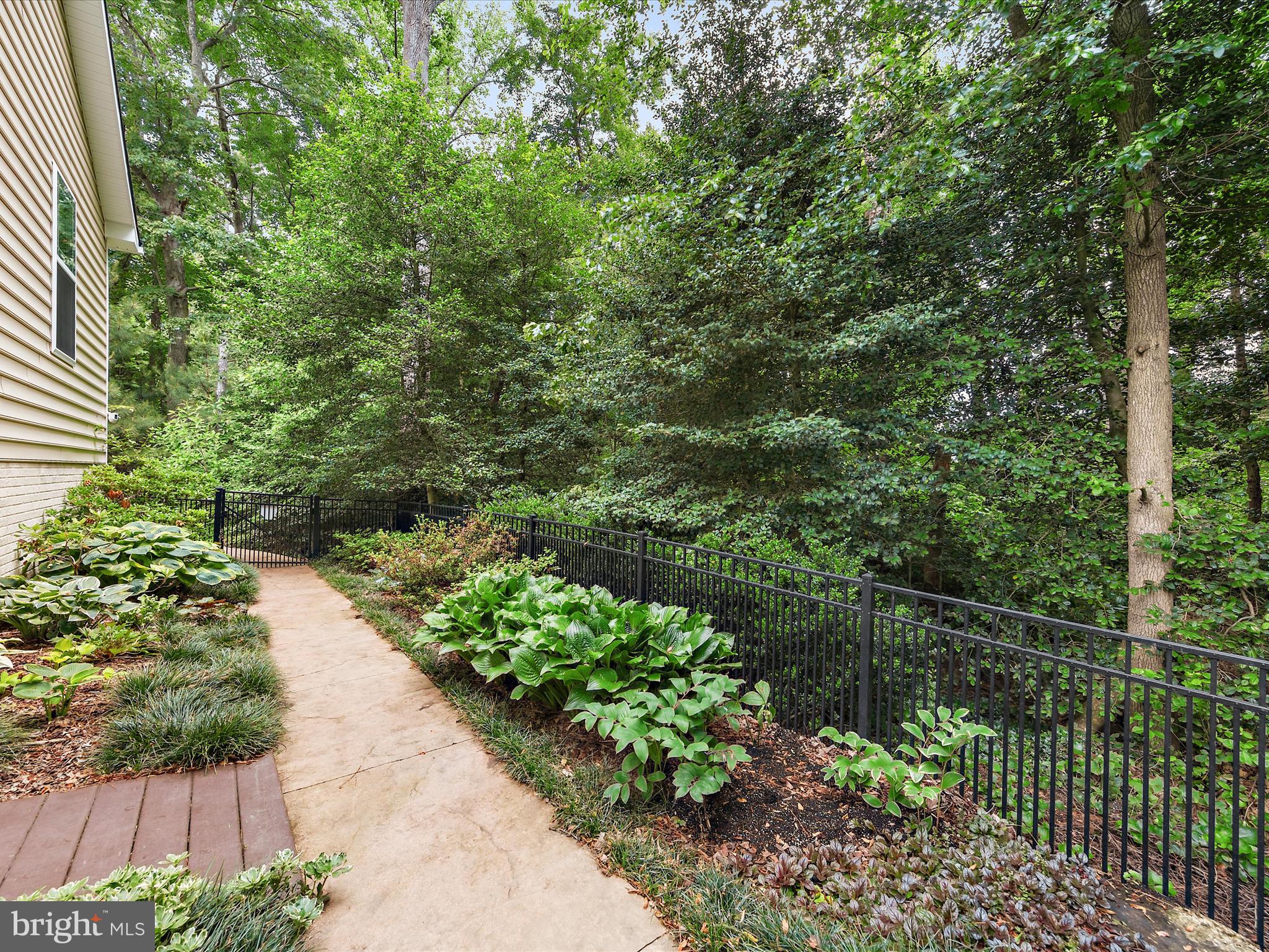 14693 Pleasant Pond Way