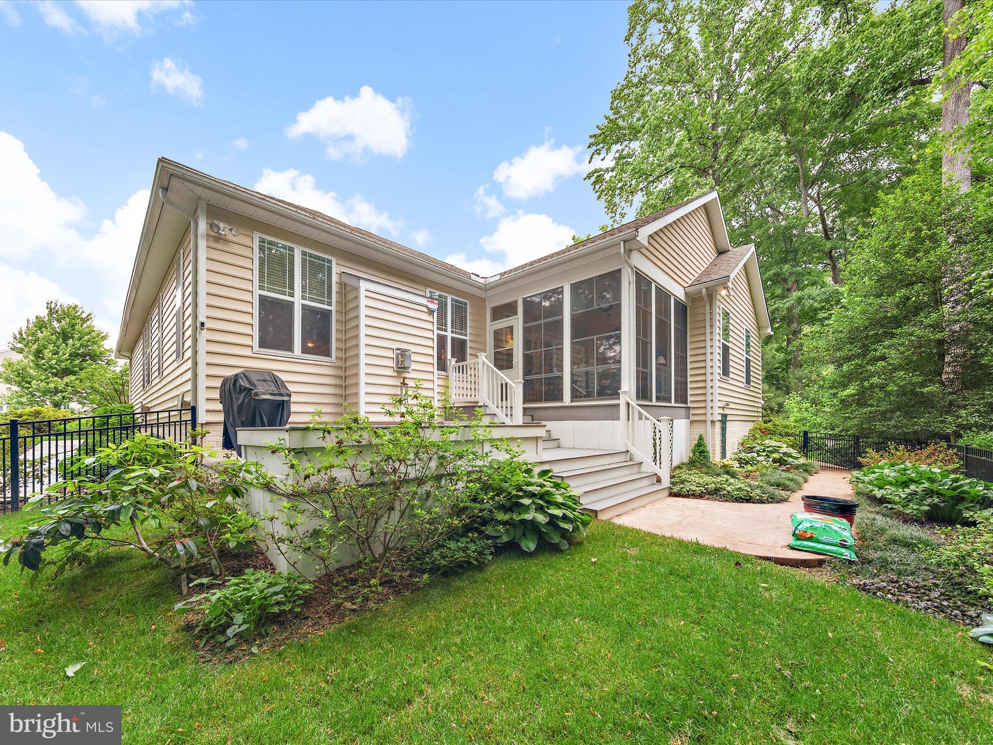 14693 Pleasant Pond Way