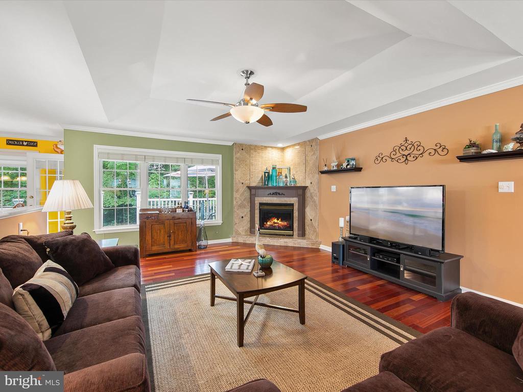 3 Alderleaf Dr