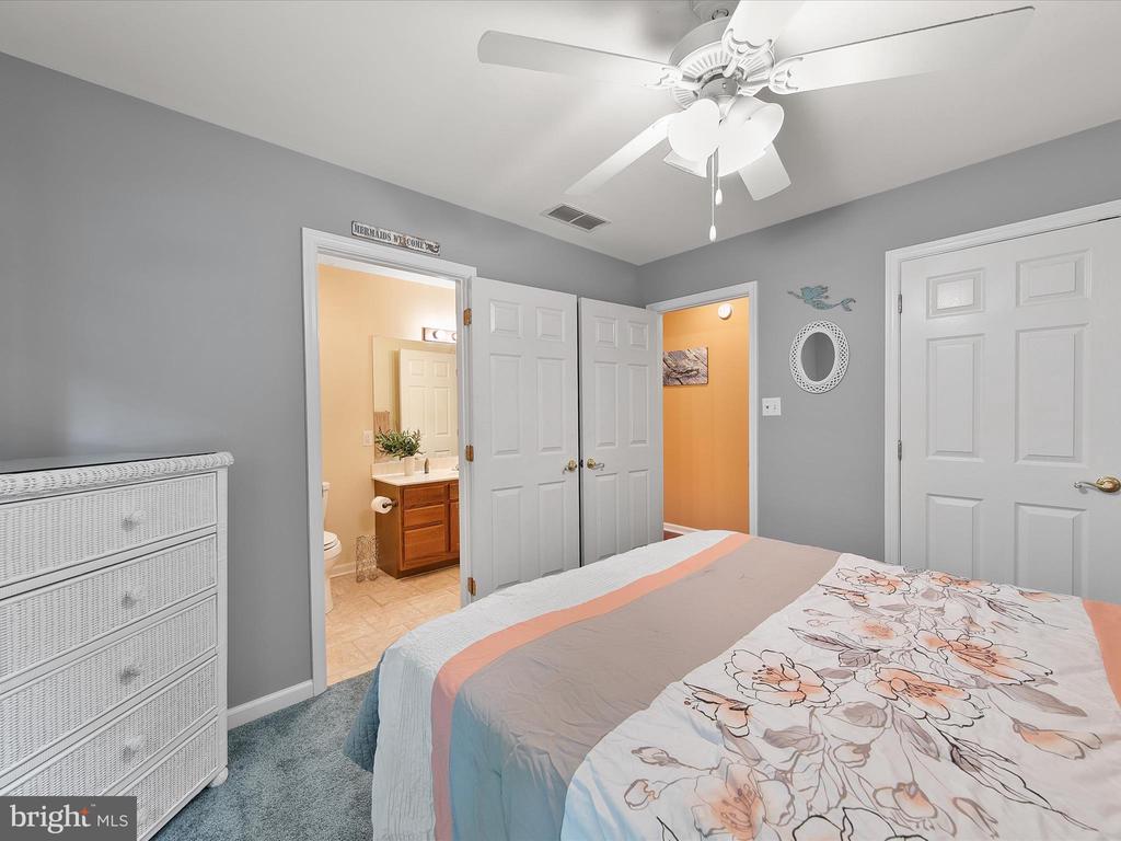 3 Alderleaf Dr