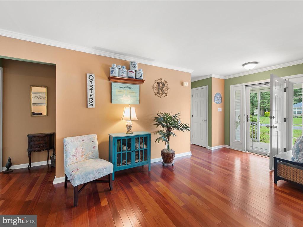 3 Alderleaf Dr