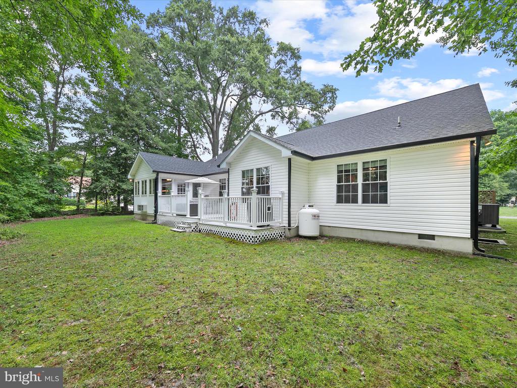 3 Alderleaf Dr