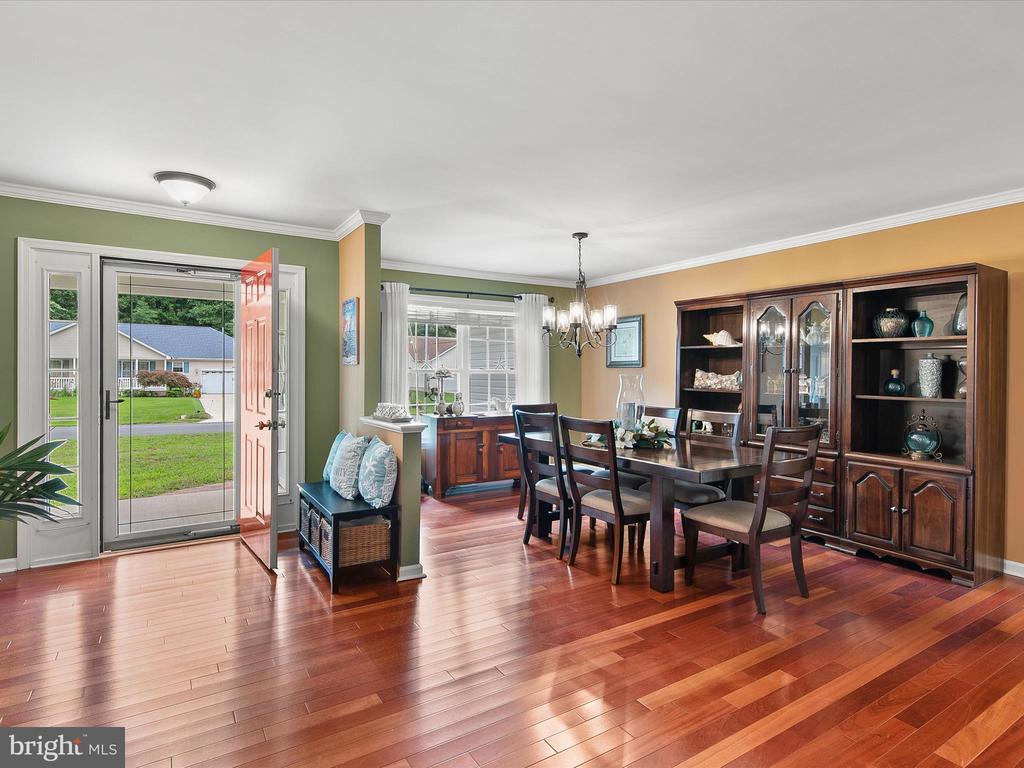 3 Alderleaf Dr