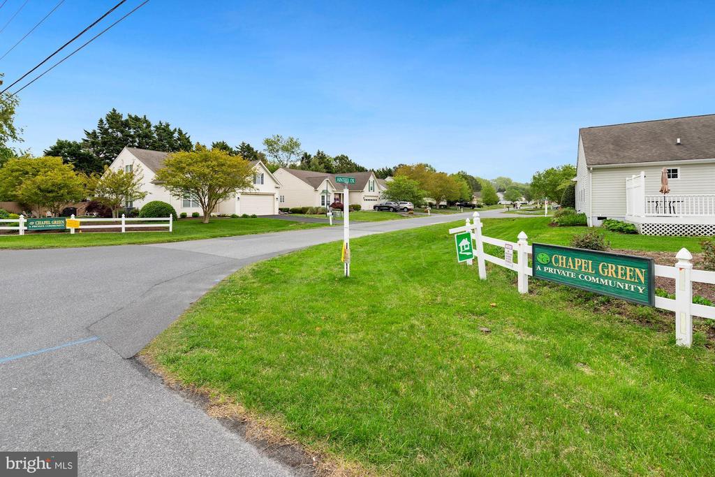 3 Alderleaf Dr
