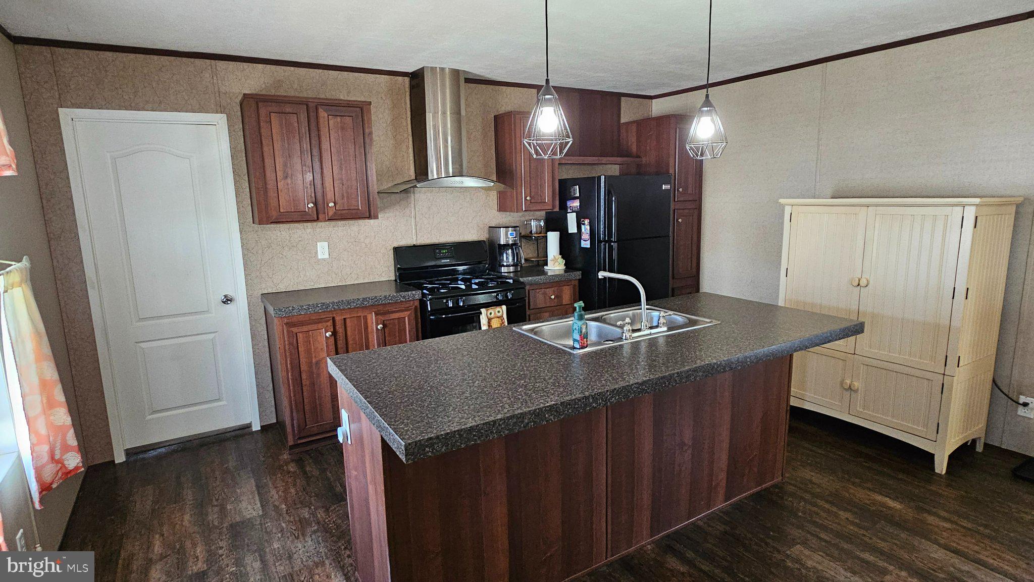 36994 BLUE TEAL ROAD