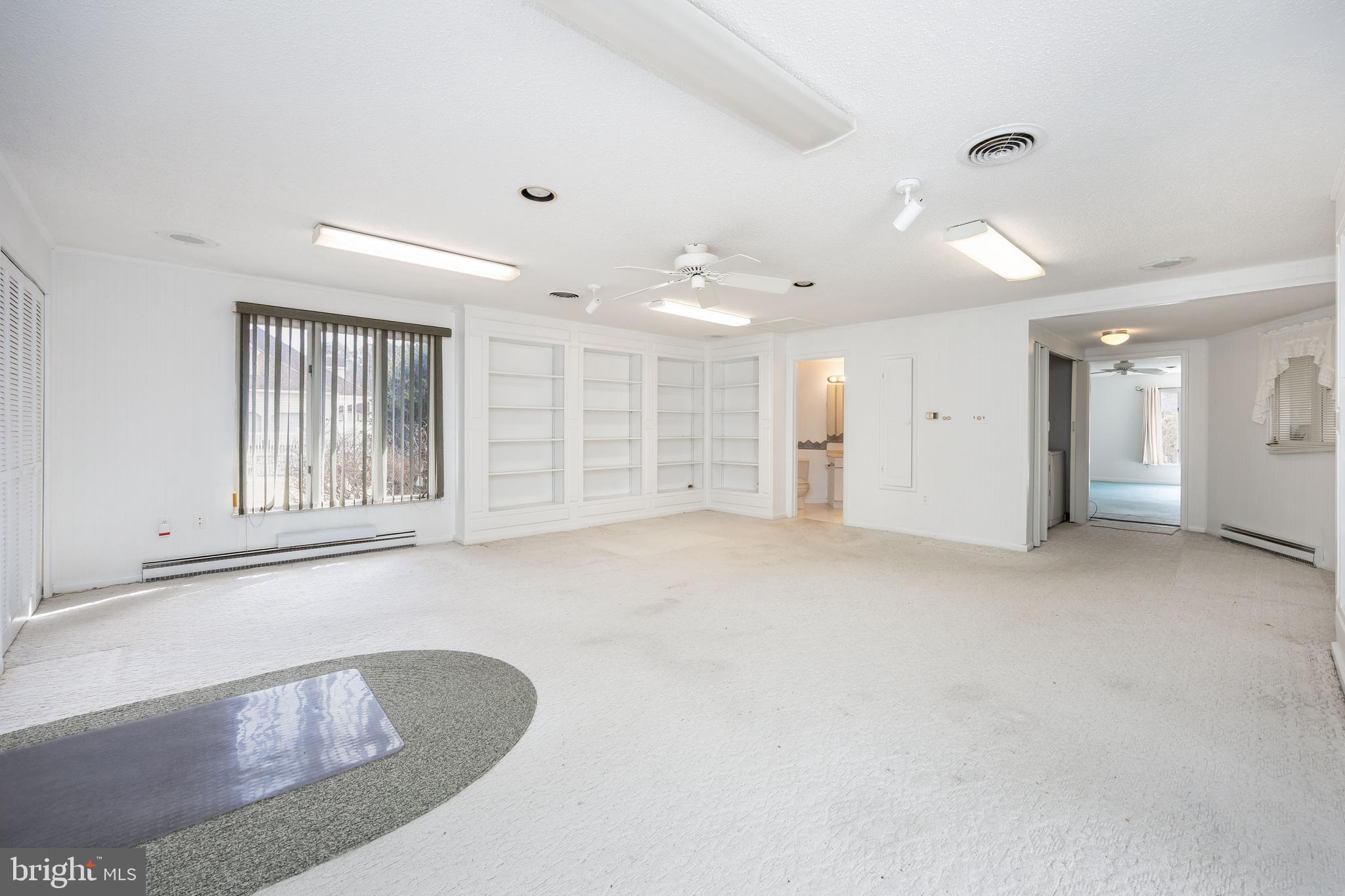 4421 BEECHWOOD PLACE